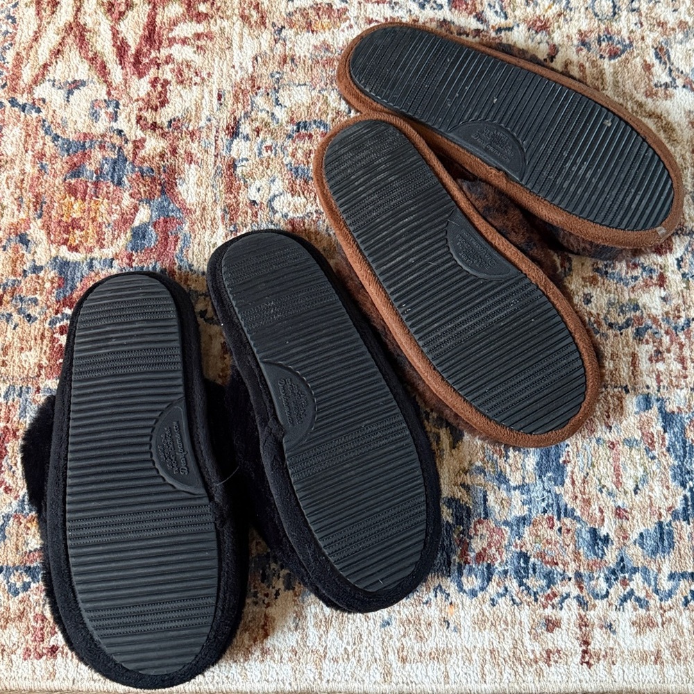 Deluxe by Dearfoam Plush Faux Fur Slipper Duo - Picture 2 of 5